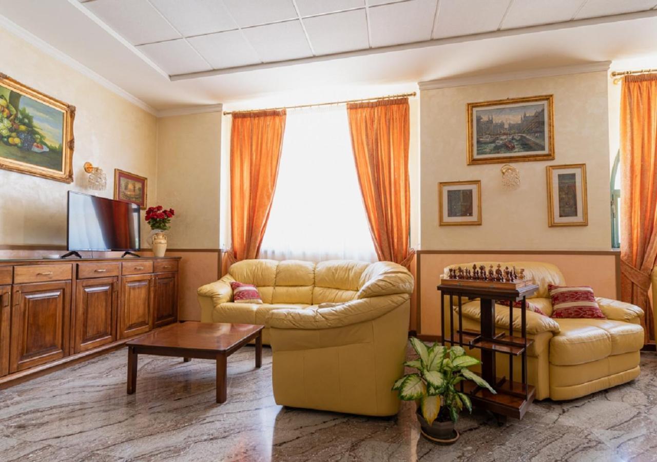 Hotel Villa Delle Rose Oristano Luaran gambar