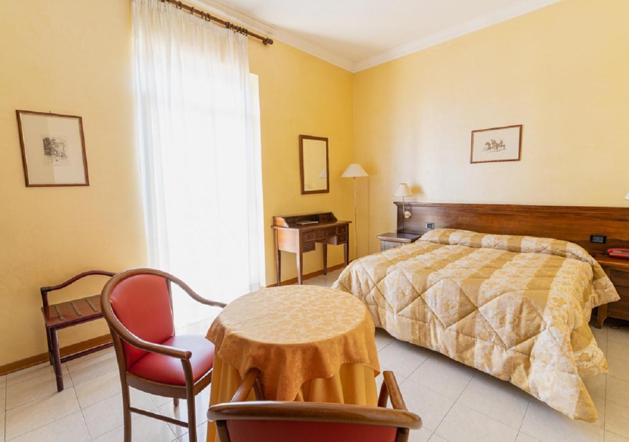 Hotel Villa Delle Rose Oristano Luaran gambar