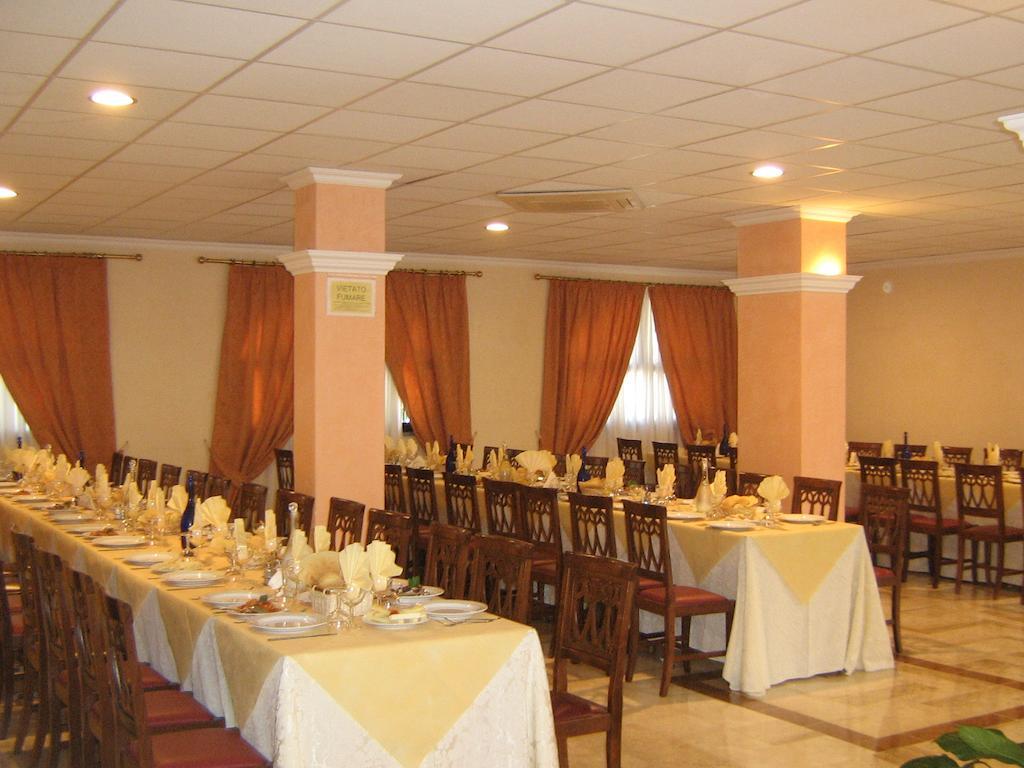 Hotel Villa Delle Rose Oristano Luaran gambar
